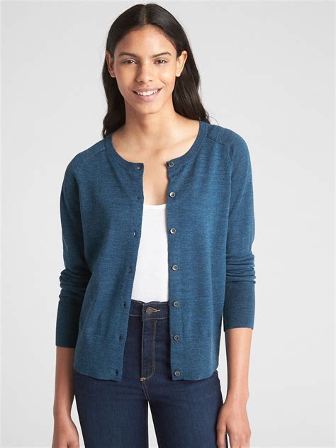 <b>Gap</b> <b>Women's</b> <b>Cardigan</b> Cotton White Long Sleeve Button Up Embellished Sz Medium. . Gap cardigan sweaters for women